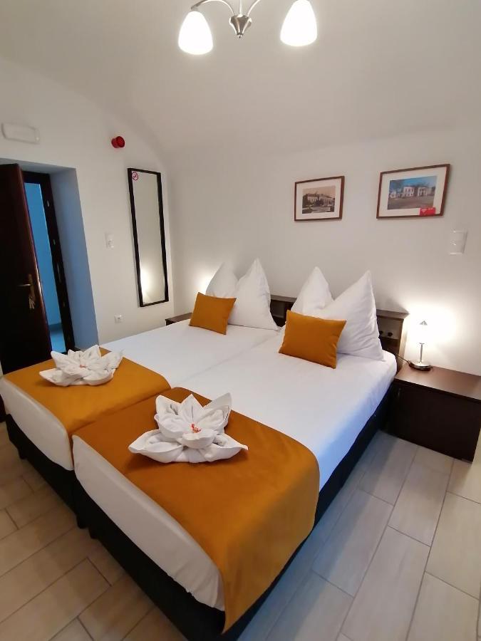 River Apartmanhaz Jászberény Екстериор снимка