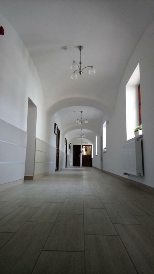 River Apartmanhaz Jászberény Екстериор снимка